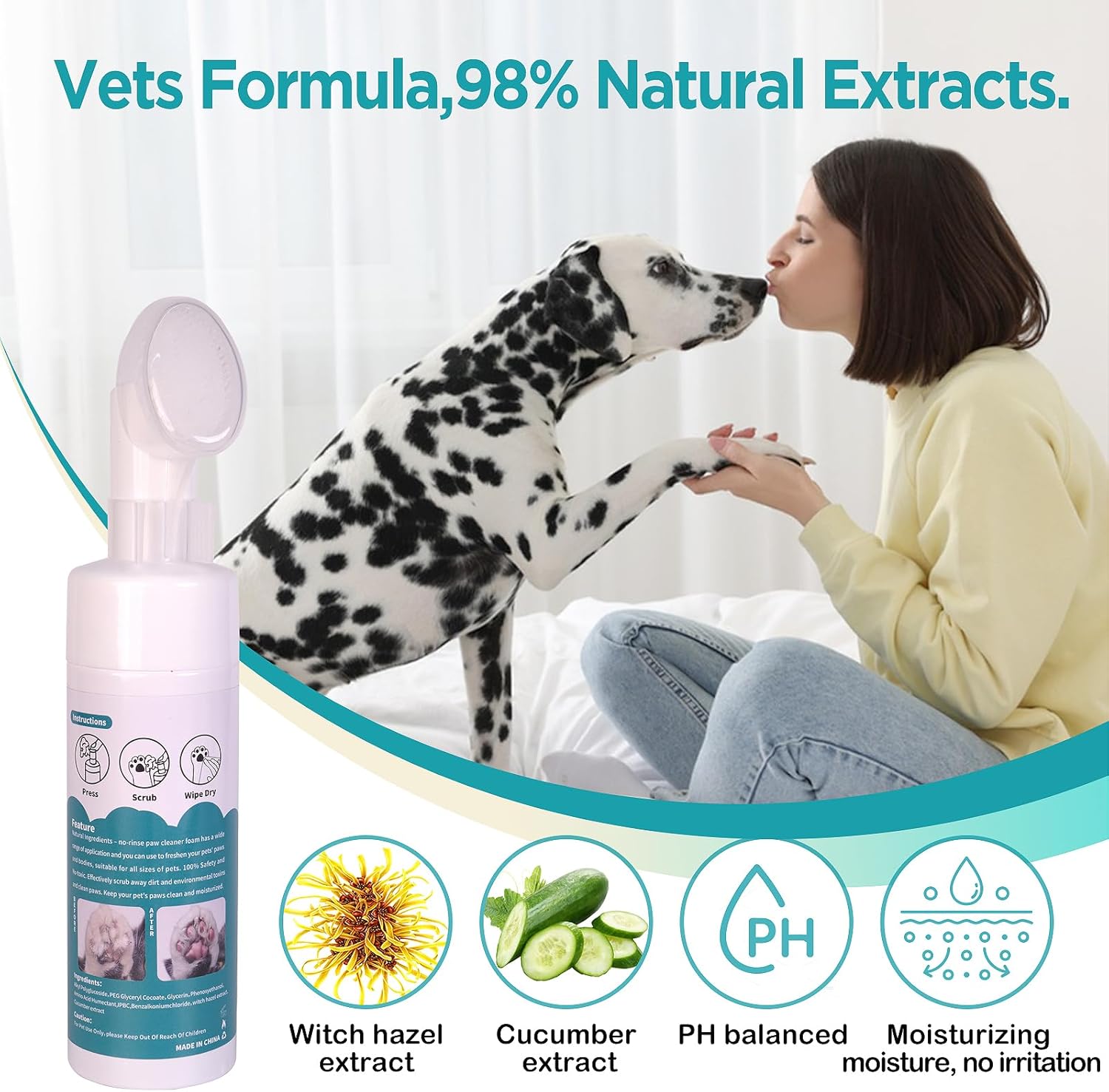 No-rinse foam paw cleaner for dogs and cats